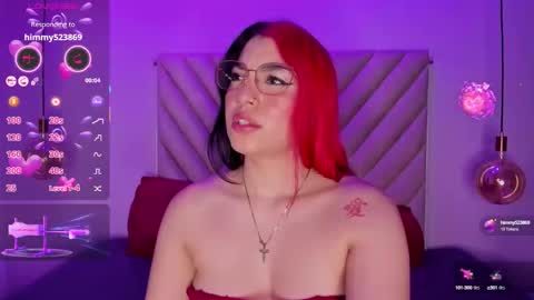 Snapshot of emmaswift1 chatting on October 6, 3:04 am Emma online show from October 6, 3:04 am