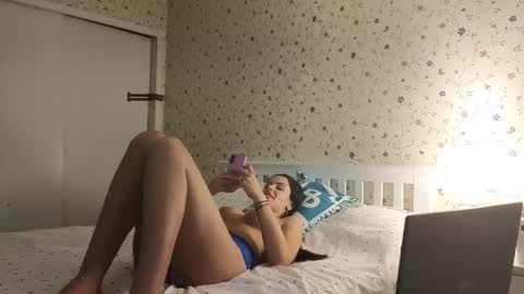 Emma online show from March 4, 9:21 pm