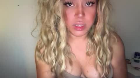 YourDreamGirl Emma  online show from February 19, 12:23 pm