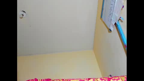 hi im emmalina welcome to your happy place online show from January 19, 3:53 pm