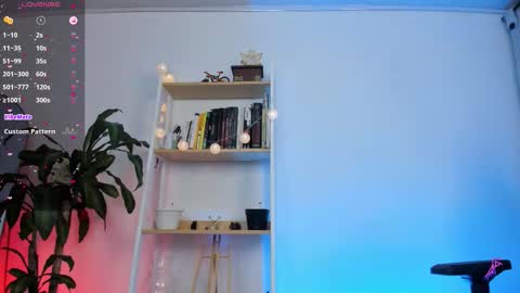 Snapshot of emmax_x chatting on December 18, 10:49 pm EMMA online show from December 18, 10:49 pm