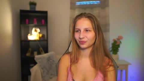 Emmie online show from March 7, 2:58 pm