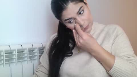 emmie online show from November 14, 9:19 am