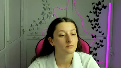 Emmi online show from June 29, 6:08 pm