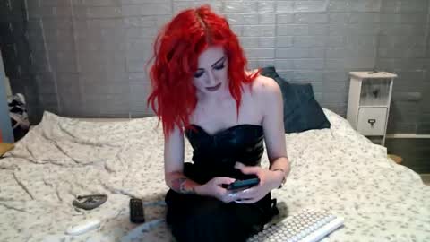 Snapshot of emmily000 chatting on May 3, 10:16 pm Emmily000 online show from May 3, 10:16 pm