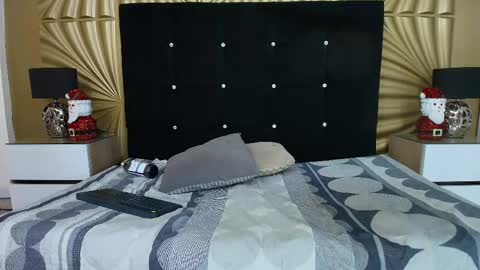 Emmily keller online show from November 13, 1:43 pm