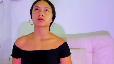 EMMILY online show from July 25, 2:03 pm