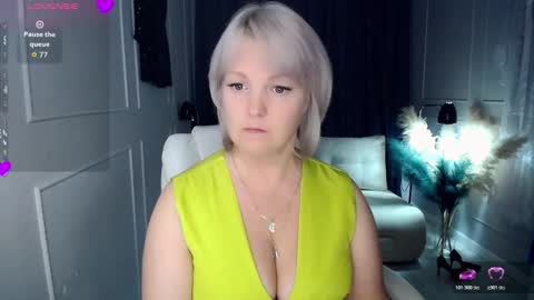 emmmam online show from November 10, 9:41 am