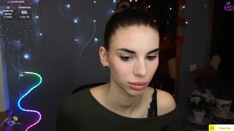 Snapshot of emmygreans chatting on January 9, 6:49 am Emmy online show from January 9, 6:49 am