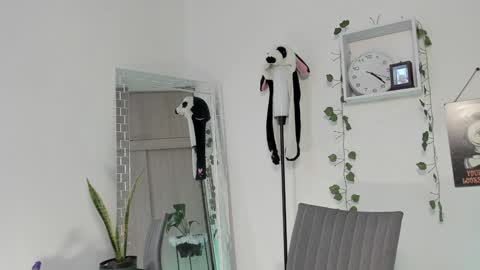 Emperatriz online show from January 11, 9:25 pm