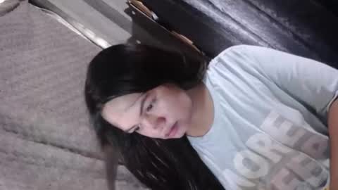 empressrheo online show from December 22, 4:31 am