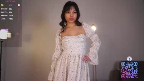 Snapshot of empty_drive chatting on February 26, 7:29 am Susie online show from February 26, 7:29 am