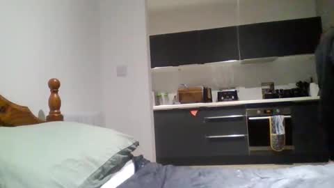 emrys2016833836 online show from February 20, 8:53 pm