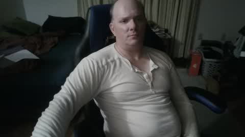 Snapshot of emsguy1 chatting on January 17, 4:06 am Matt online show from January 17, 4:06 am