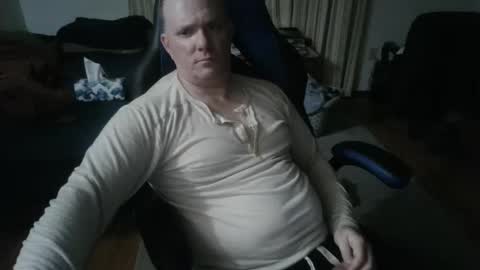 Snapshot of emsguy1 chatting on March 23, 3:43 am Matt online show from March 23, 3:43 am