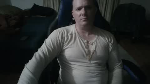 Snapshot of emsguy1 chatting on March 29, 4:45 am Matt online show from March 29, 4:45 am