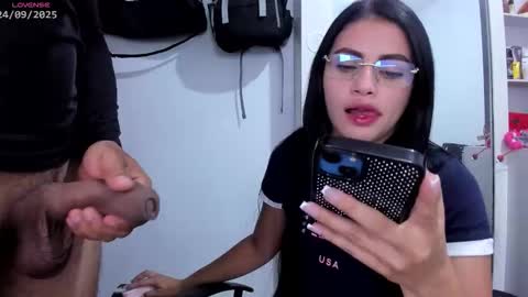 Snapshot of emy_gag chatting on September 24, 9:51 pm emy_gag online show from September 24, 9:51 pm