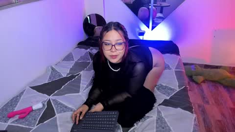 Im Emily would you like to help me reach 100  online show from December 4, 2:31 am