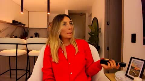 emyconneer online show from February 27, 3:14 am