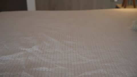 Eimi3 online show from December 8, 7:00 pm