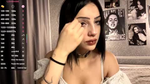 Amelia online show from December 18, 8:59 pm