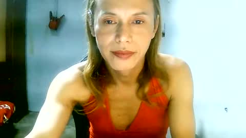 CHUN LY online show from May 23, 6:01 pm