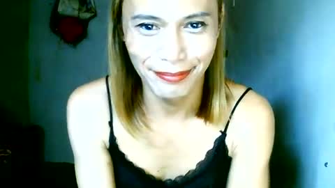 CHUN LY online show from June 26, 12:48 am