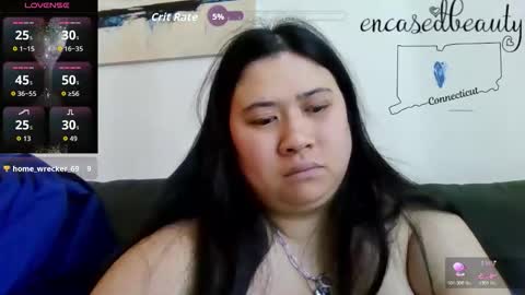 Snapshot of encasedbeauty chatting on May 22, 10:04 pm Ela online show from May 22, 10:04 pm