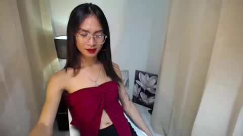 enchantriss69 online show from December 11, 12:44 pm