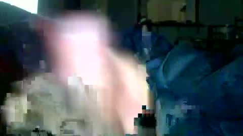 Snapshot of encormoi chatting on January 14, 8:09 am encormoi online show from January 14, 8:09 am