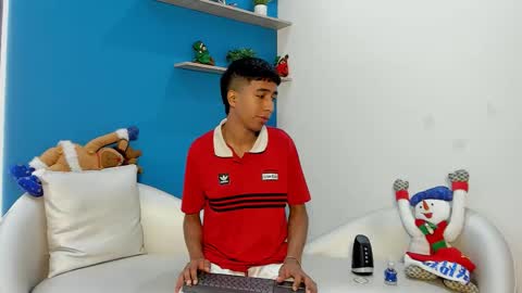 Ender online show from December 21, 1:18 pm