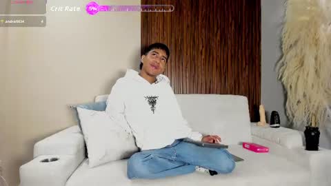 Snapshot of ender_h0tt chatting on June 15, 1:46 pm Ender online show from June 15, 1:46 pm