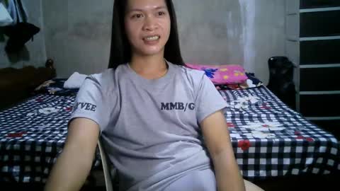 Snapshot of endless_cumexplosion chatting on December 16, 12:48 am I am MITCH online show from December 16, 12:48 am
