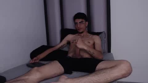 Snapshot of endrick_23 chatting on February 20, 5:26 am endrick_23 online show from February 20, 5:26 am