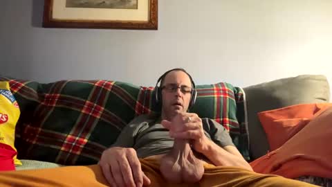 endrocouple online show from March 7, 4:24 am