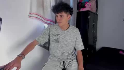 Salo online show from March 29, 6:19 pm