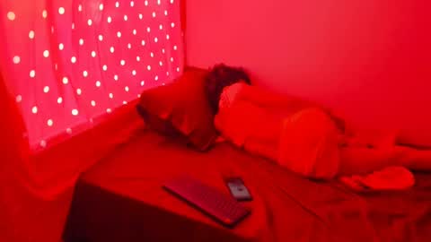 engel20042001 online show from December 12, 11:29 am