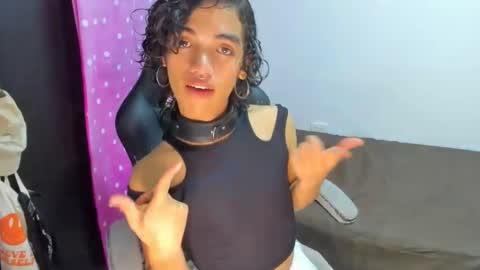 engel20042001 online show from December 16, 3:30 am