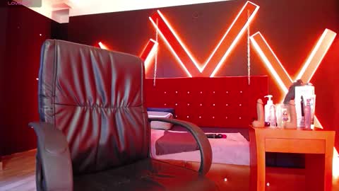 Engel online show from October 17, 11:46 am