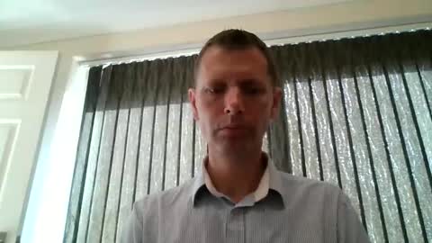 Snapshot of englishguy183 chatting on May 12, 8:44 am EnglishGuy183 online show from May 12, 8:44 am
