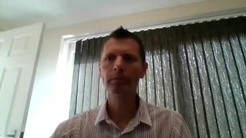 Snapshot of englishguy183 chatting on June 5, 8:09 am EnglishGuy183 online show from June 5, 8:09 am