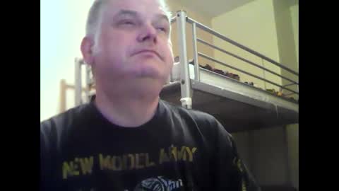 englishguysurrey online show from November 23, 7:30 am