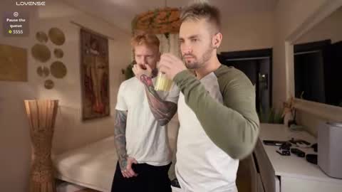 Johnny online show from October 7, 5:21 pm