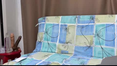 Snapshot of enjoythetrip chatting on January 9, 12:46 am Luke online show from January 9, 12:46 am