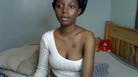 enkarxx online show from March 11, 7:48 am