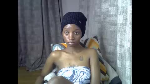 enkarxx online show from October 3, 7:00 pm