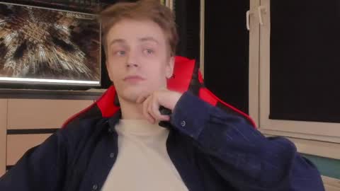 Enker online show from April 1, 6:16 pm