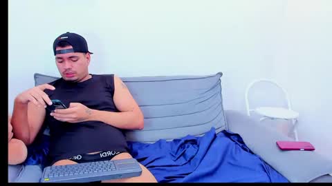 enrique online show from February 12, 6:19 pm