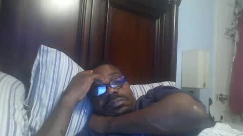 Snapshot of envyme2017 chatting on December 27, 4:04 am Envyme2017 online show from December 27, 4:04 am