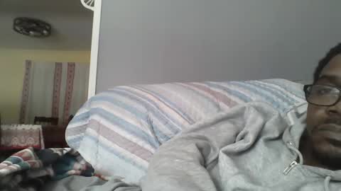 Snapshot of envyme2017 chatting on February 21, 7:15 pm Envyme2017 online show from February 21, 7:15 pm